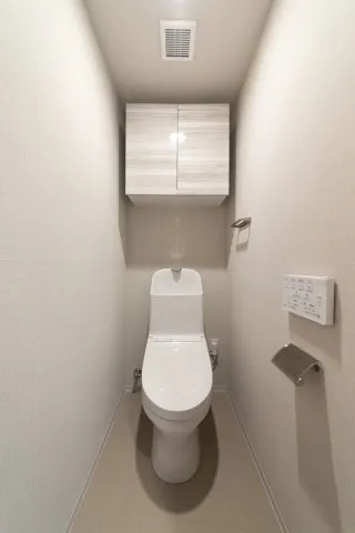 Proud Flat Kikukawa - Interior - ["Building", "Toilet", "Toilet seat"]