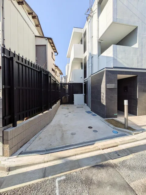 Grand Paseo Ookayama - Exterior - ["Composite material", "Grey", "Concrete"]