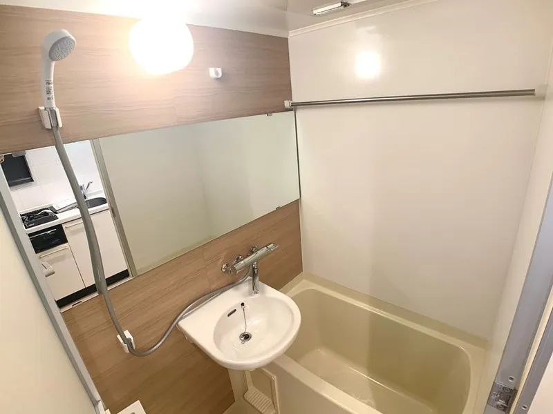 CITY SPIRE Ryogoku - Interior - ["Plumbing fixture", "Flooring", "Bathroom Sink"]