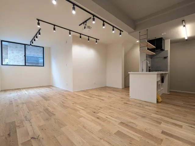 Apice Togoshi Ginza - Interior - ["Wood", "Hall", "Interior design"]