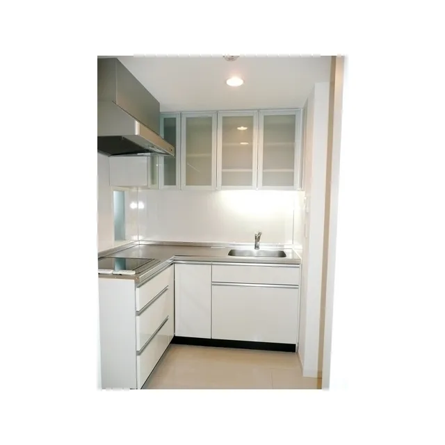 San Pies Omori - Interior - ["Countertop", "Tap", "Cabinetry"]