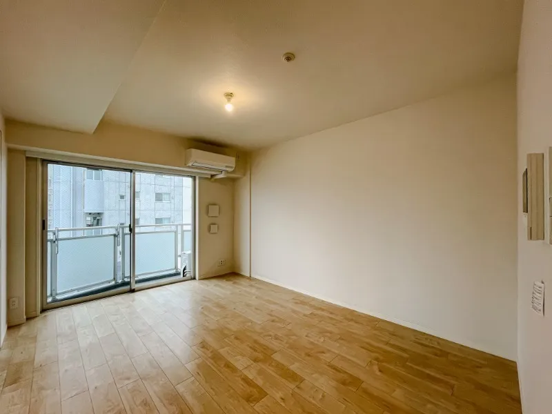 Castalia Hatsudai - Interior - ["Flooring", "Floor", "Wood flooring"]