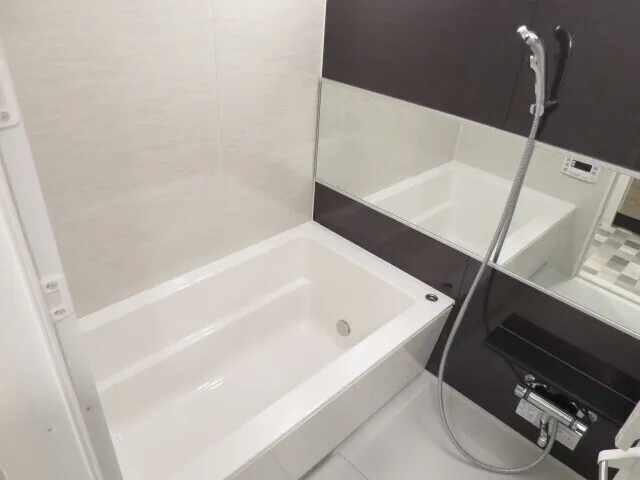 La Class Asakusa - Interior - ["Bathroom", "Plumbing fixture", "Flooring"]