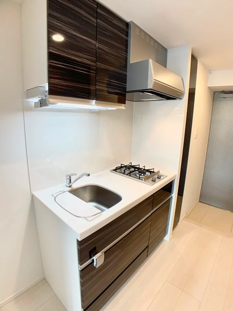 Gran Casa Sumiyoshi - Interior - ["Tap", "Cabinetry", "Plumbing fixture"]
