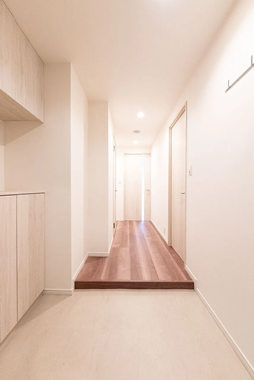 Platine Tamachi - Interior - ["Flooring", "Floor", "Wood flooring"]