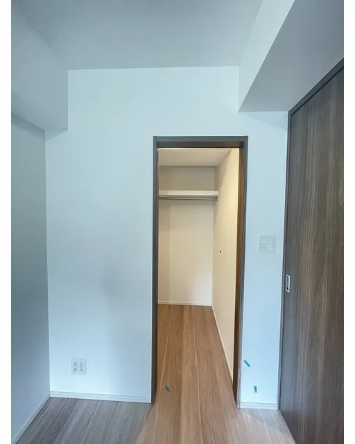 Comforia Liv Nagafukucho - Interior - ["Flooring", "Floor", "Wood"]