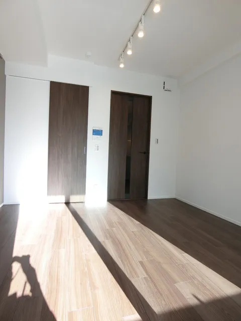 The Park Habio Tsukishima Front - Interior - ["Building", "Wood", "Fixture"]