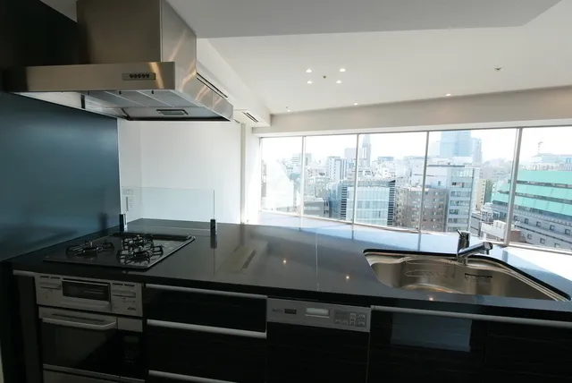 Comforia Shinjuku East Side Tower - Interior - ["Property", "Room", "Architecture"]