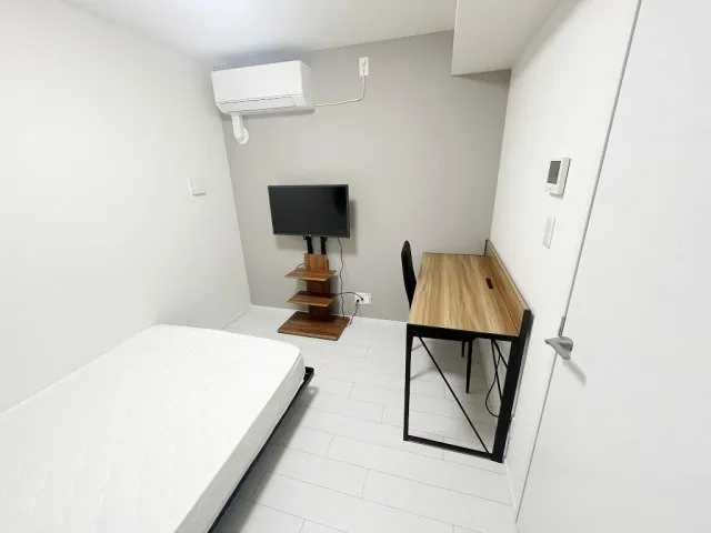 URBAN LUXE - Interior - []