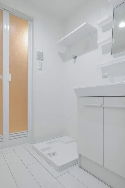 Aglaia Shinjuku Yokoteracho - Interior - ["Flooring", "Floor", "Interior design"]