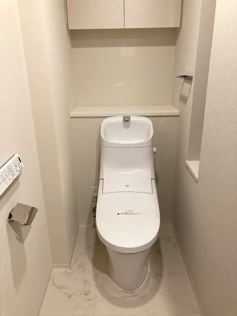 Will Terrace Itabashi - Interior - ["Toilet seat", "Toilet", "Fluid"]