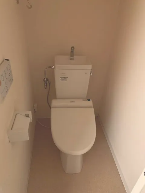 Acty Tonaka Dori - Interior - ["Plumbing fixture", "Toilet seat", "Bathroom"]