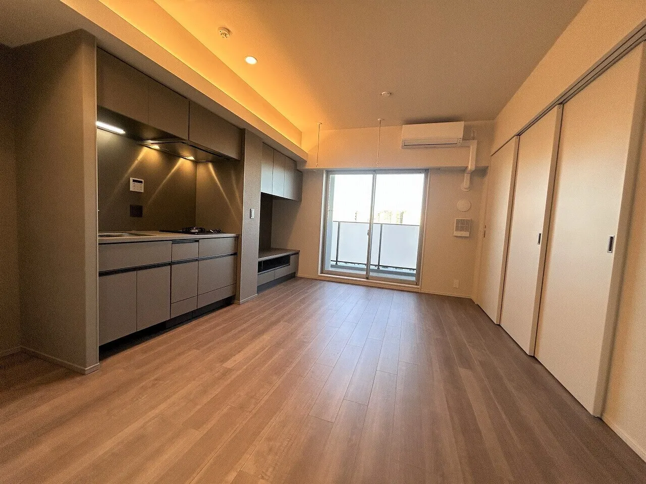 Blanchiesta Kiba - Interior - ["Flooring", "Floor", "Wood flooring"]