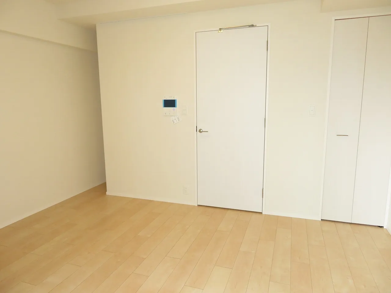 The Park Cross Monzen-Nakacho - Interior - ["Wood", "Floor", "Flooring"]