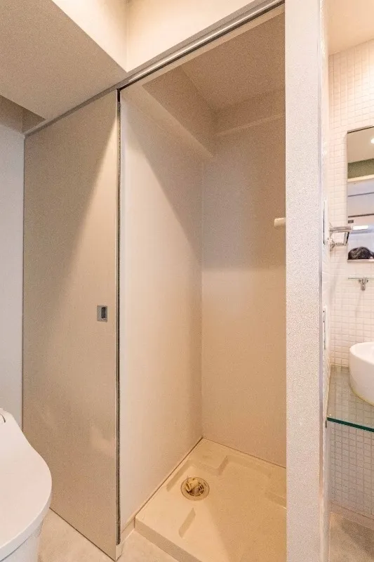 Prele Duc Kyobashi - Interior - ["Wall", "Flooring", "Wood"]