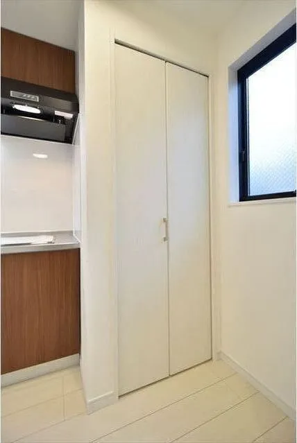 Brilliant Kanamecho - Interior - ["Property", "Building", "Fixture"]