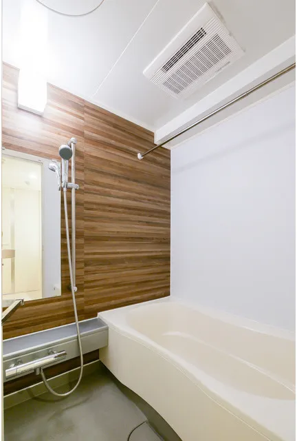 Quintet Ebisu - Interior - ["Flooring", "Wood", "Plumbing fixture"]