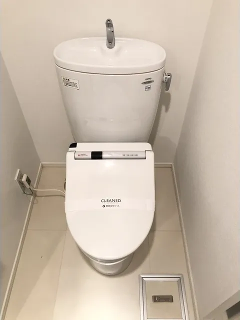 BPR Residence Yoyogi - Interior - ["Toilet", "Plumbing fixture", "Bathroom"]