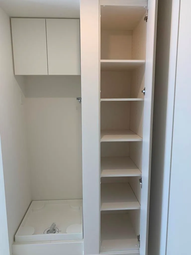 Prime Maison Kiyosumi Shirakawa - Interior - ["Furniture", "Shelf", "Shelving"]