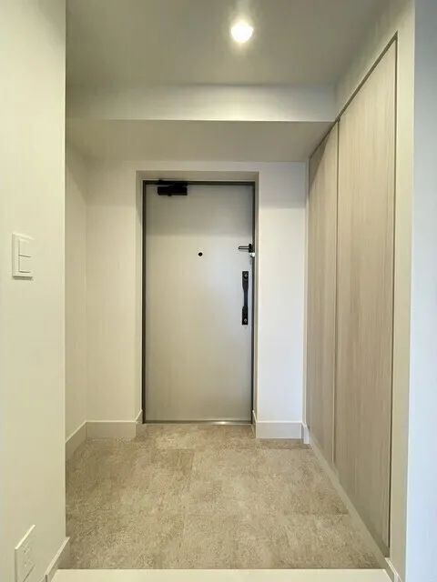 Comforia Liv Minamisunamachi East - Interior - ["Flooring", "Wall", "Floor"]