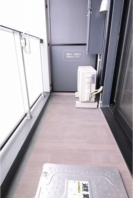 Lefon Prog-Rock Akatsuka - Interior - ["Property", "Floor", "Flooring"]