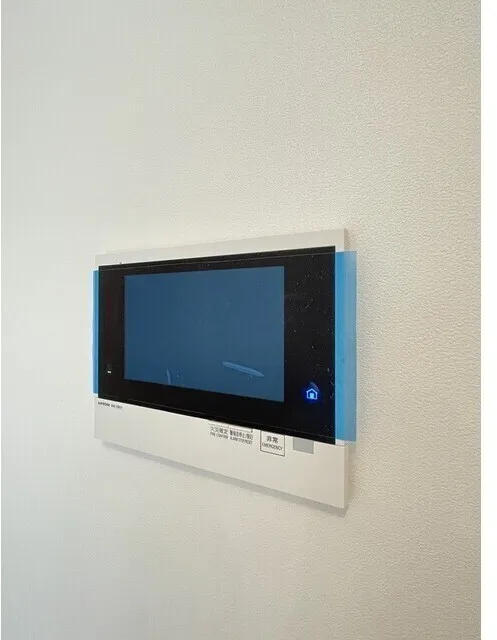 Season Flats Omorinishi - Interior - ["Electronic device", "Display device", "Electronics"]
