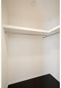 KDX Residence Azabu Sendaizaka - Interior - ["Wood", "Flooring", "Ceiling"]
