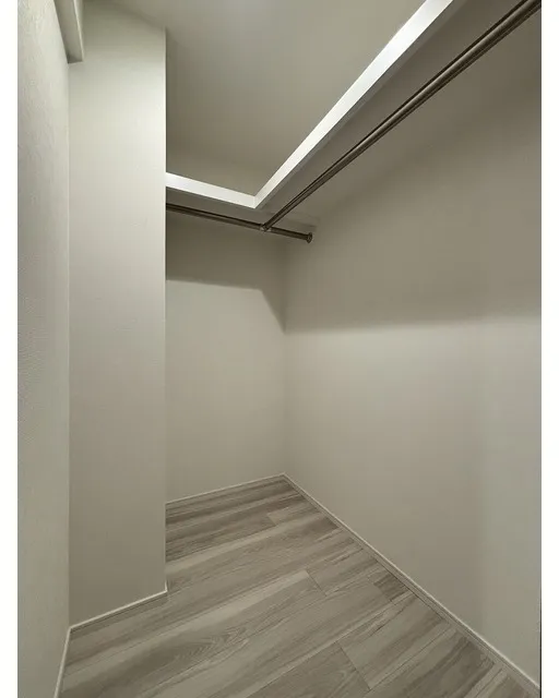 Comforia Liv Osaki - Interior - ["Flooring", "Wood", "Floor"]