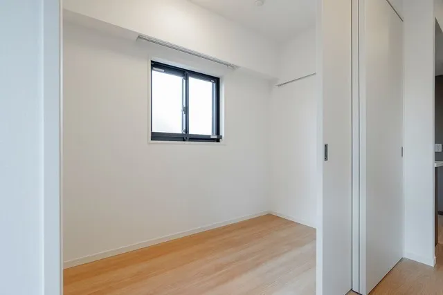Asyl Court Shoto - Interior - ["Flooring", "Wood", "Floor"]