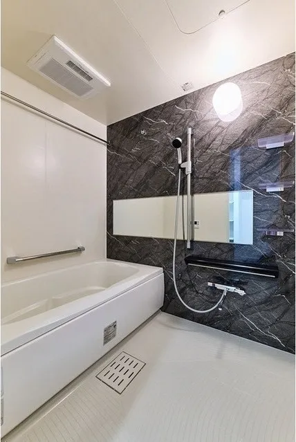 Comfortia Liv Bunkyo Sendagi - Interior - ["Plumbing fixture", "Bathroom", "Flooring"]