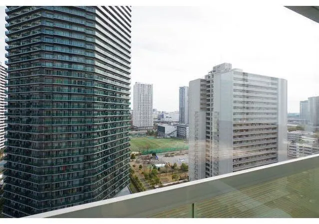 Frontier Residence The Tower Shinagawa - Interior - ["High-rise building", "Skyscraper", "Urban area"]