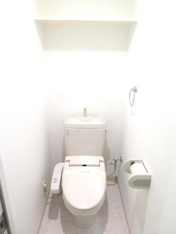 Prospect Monzennakacho - Interior - ["Toilet seat", "Toilet", "Plumbing fixture"]