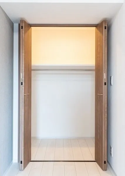 BPR Residence Nerima Fujimidai - Interior - ["Wood", "Flooring", "Floor"]
