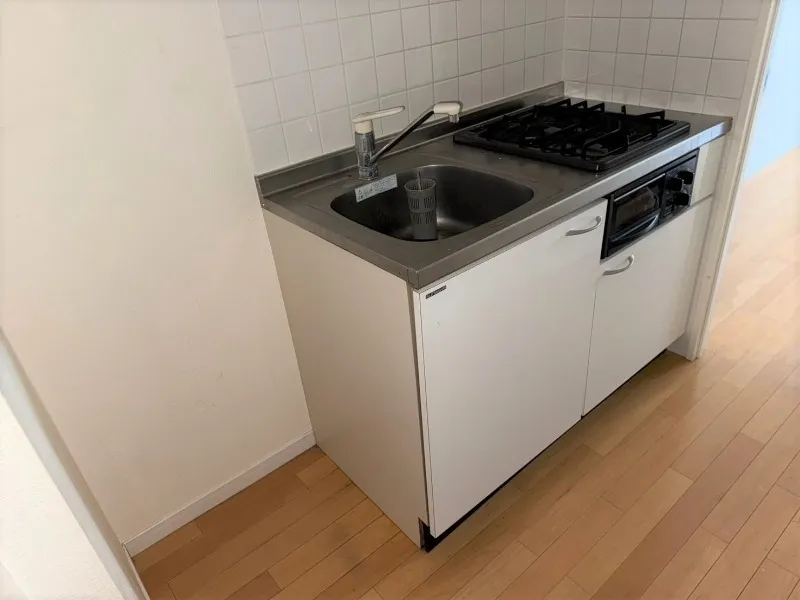 Excellia Nihonbashi Hakozaki - Interior - ["Kitchen", "Kitchen Sink", "Kitchen Appliance"]