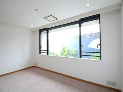 Shinagawa Prince Residence - Interior - ["Flooring", "Ceiling", "Floor"]