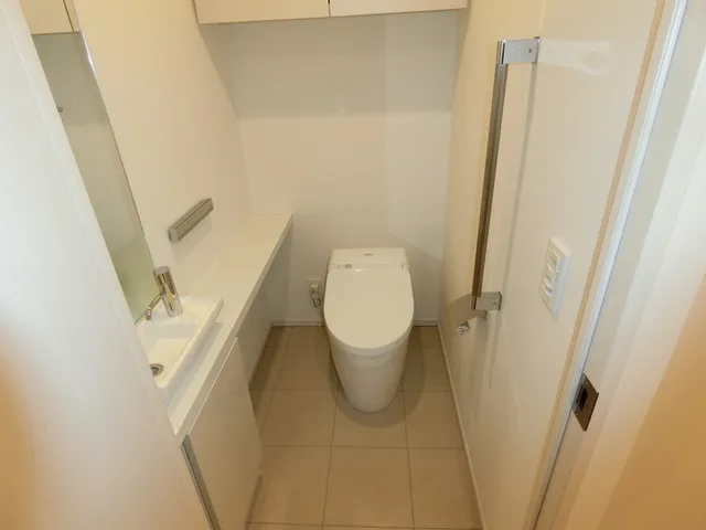 Prime Garden Nishiazabu - Interior - ["Toilet seat", "Property", "Building"]