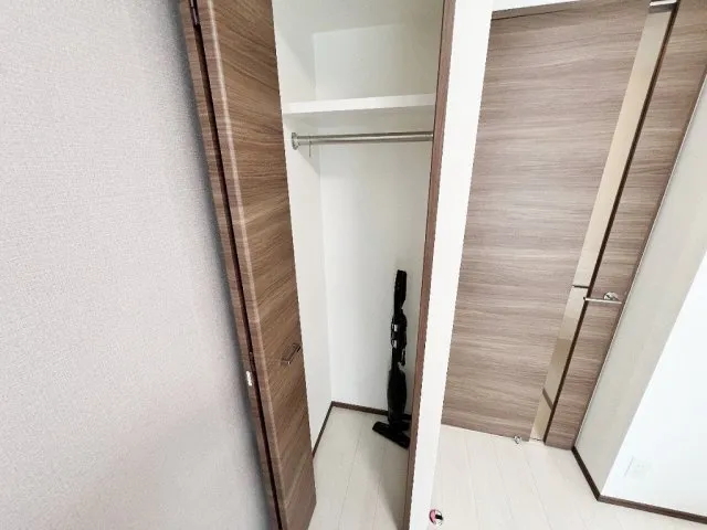 Genovia Ohanajaya II Sky Garden - Interior - ["Wood", "Flooring", "Floor"]