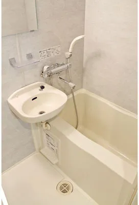 Concieria Shiba Park - Interior - ["Plumbing fixture", "Bathroom", "Plumbing"]