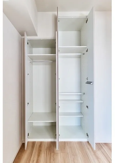 Lefon Progres Akabane Marks - Interior - ["Wood", "Cabinetry", "Cupboard"]