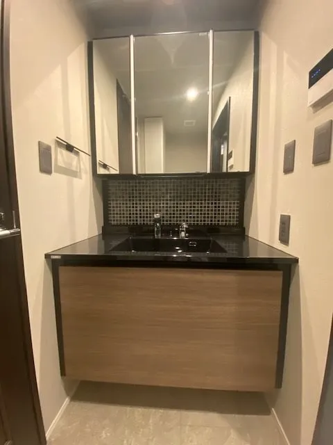 RESIDIA Tower Meguro Fudomae - Interior - ["Flooring", "Interior design", "Floor"]