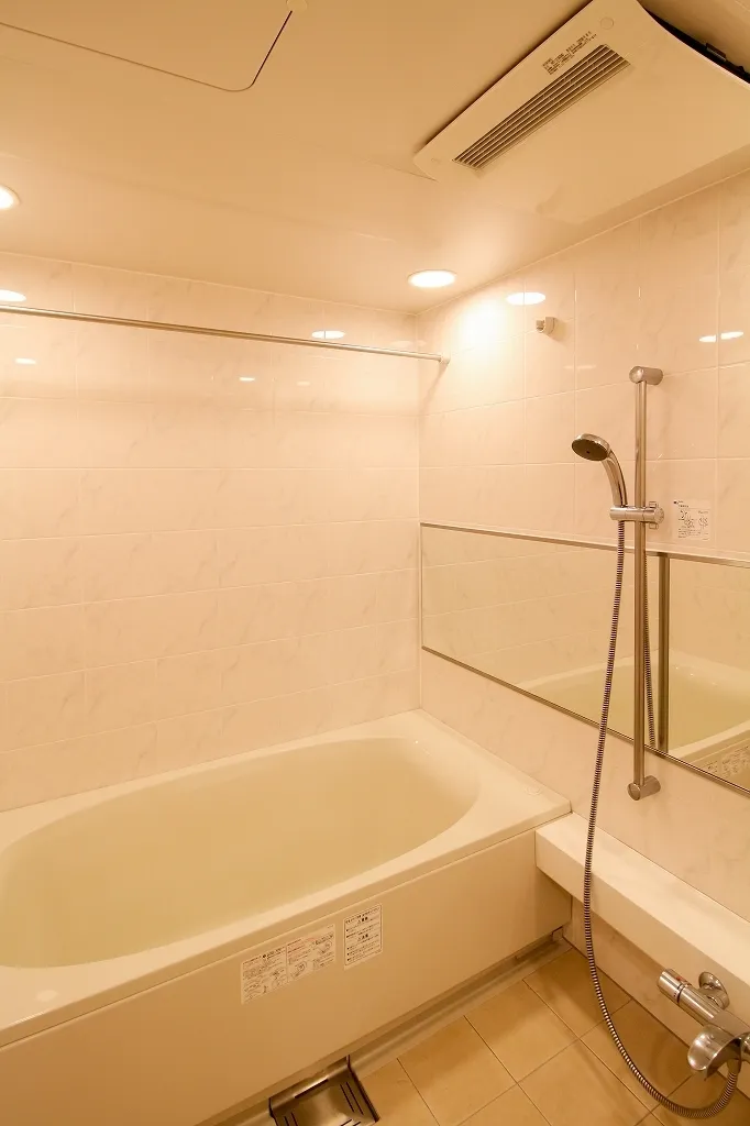 Central Park Tower La Tour Shinjuku - Interior - ["Bathroom", "Room", "Property"]