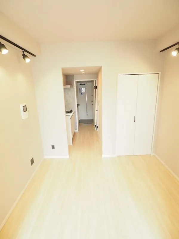 RESIDIA Sasazuka III - Interior - ["Flooring", "Floor", "Wood"]
