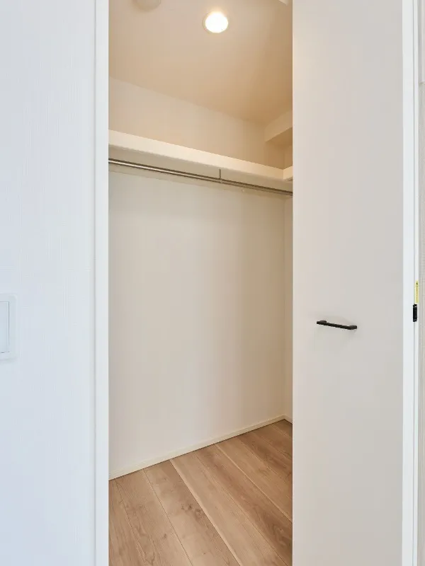 Due Nippori III - Interior - ["Flooring", "Wood", "Floor"]
