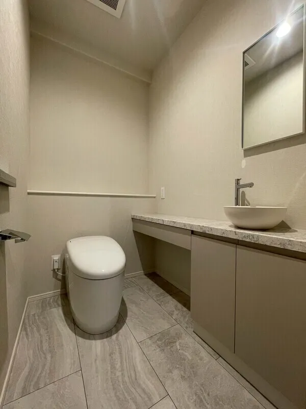 Dash Living Aoyama - Interior - ["Flooring", "Floor", "Plumbing fixture"]