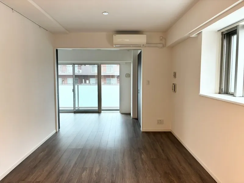 Elstanza Bunkyo Sendagi - Interior - ["Flooring", "Floor", "Ceiling"]