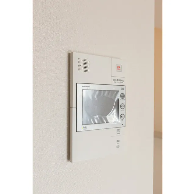 Asur Ryogoku - Interior - ["Picture frame", "Television", "Rectangle"]