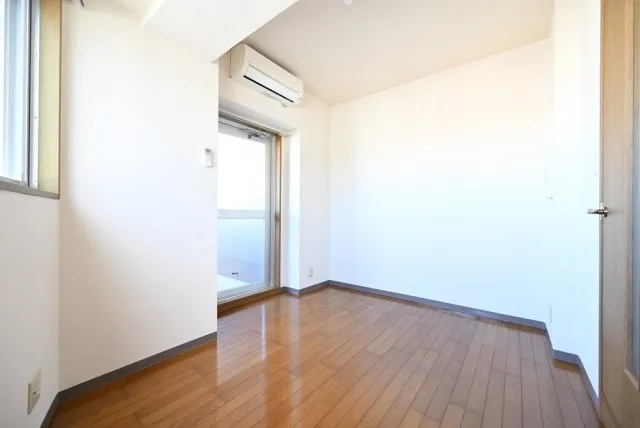 Caterina Magome - Interior - ["Flooring", "Floor", "Wood flooring"]