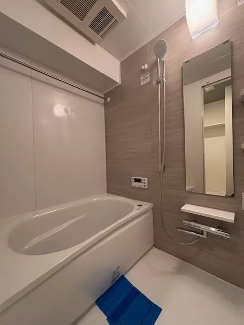 Residia Mejiro - Interior - ["Plumbing fixture", "Flooring", "Bathroom"]