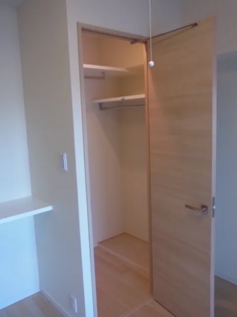 Elcia Gotanda - Interior - ["Wood", "Flooring", "Floor"]