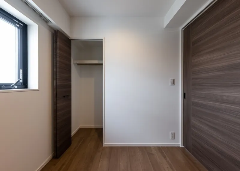 Struth Itabashi Honcho - Interior - ["Wood", "Flooring", "Floor"]